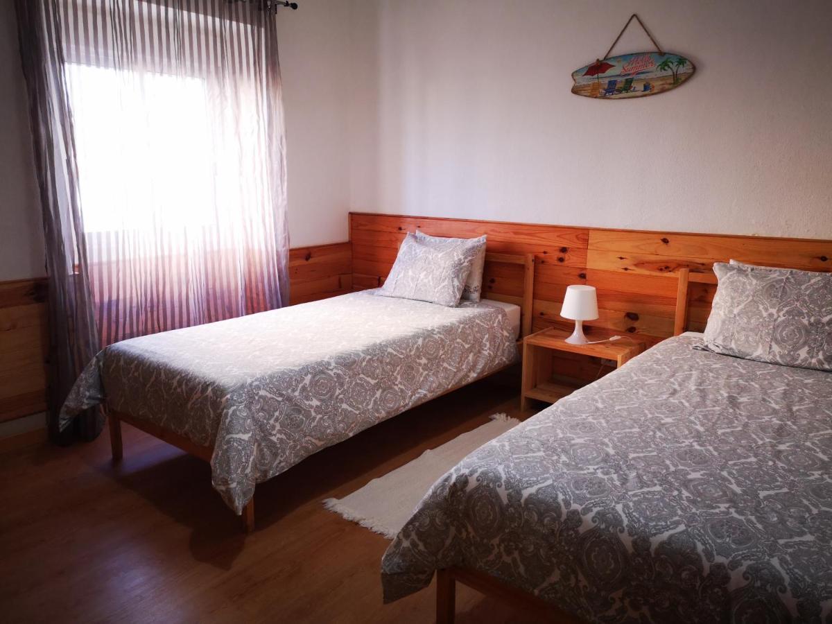 Family Surf Home - Casas Do Pateo Рібамар Екстер'єр фото